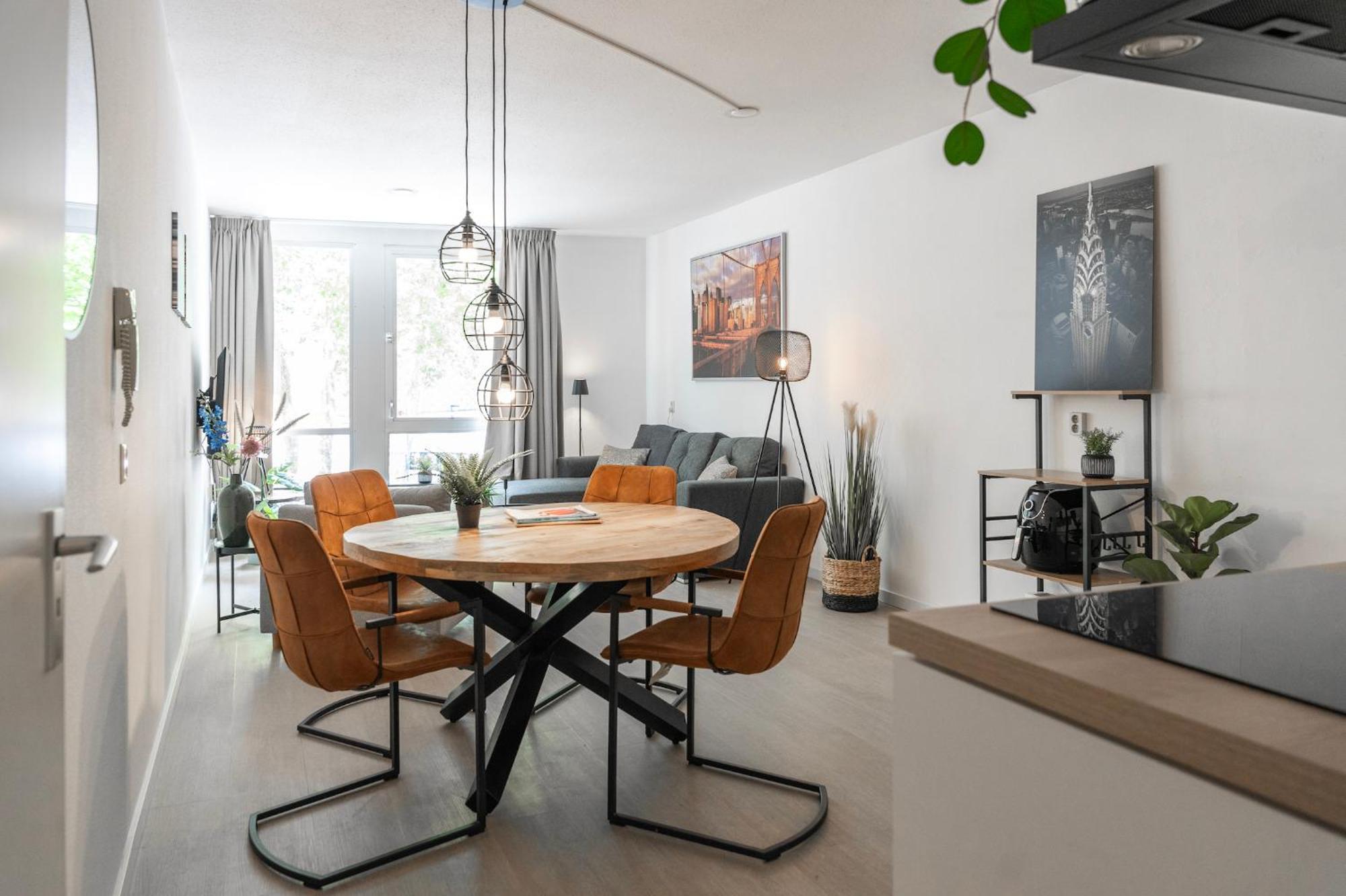 Prime Location Apt W Wifi & Near Poppodium 013 Tilburg Eksteriør bilde